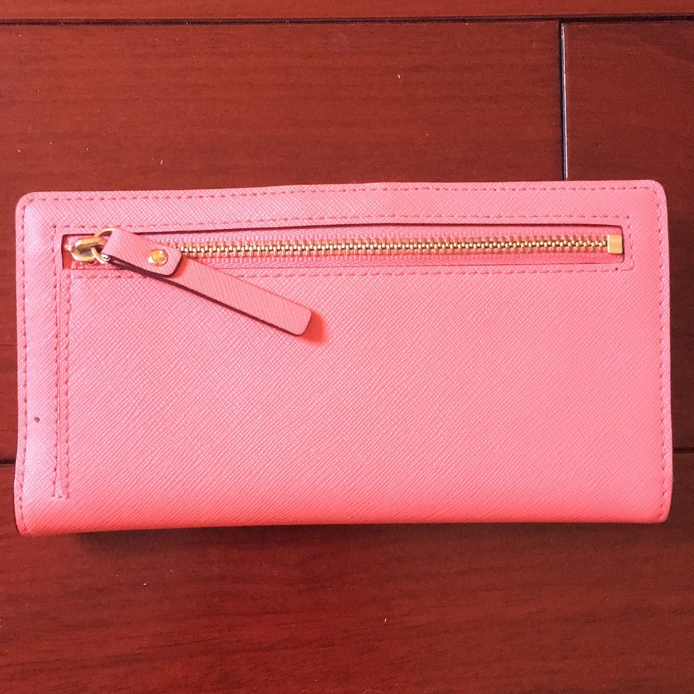 Kate Spade Wallet - Picture 2 of 8